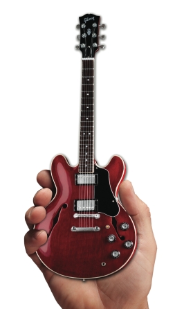 Gibson ES-335 Faded Cherry Mini Guitar Replica Gibson ES-335 Faded Cherry Mini Guitar Replica